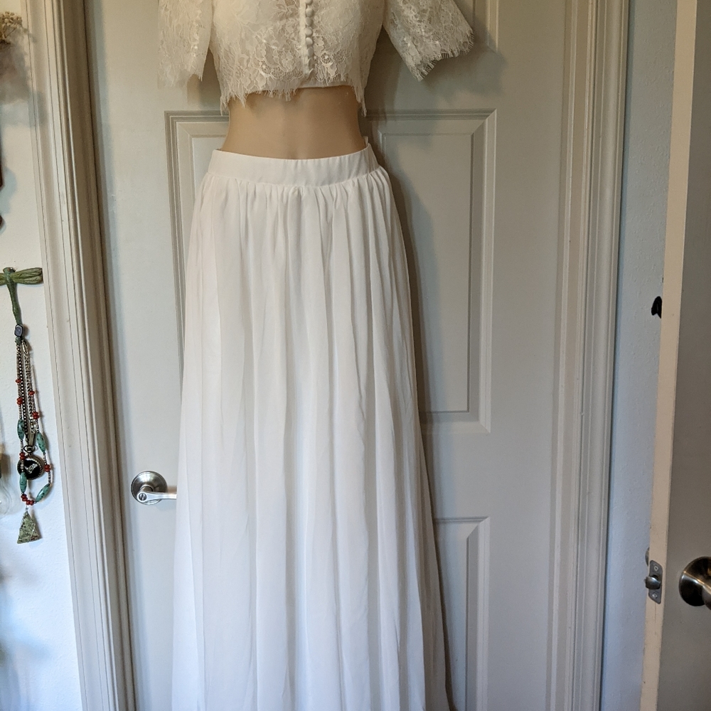 Bridess Brand 3 Piece Dress Set USA size 4, UK 8, EU 34
